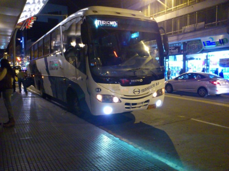 IMPA PZU443
Bus de turismo para el.tiempo q tiene se ve flamante.
Palabras clave: IMPA HINO GD.