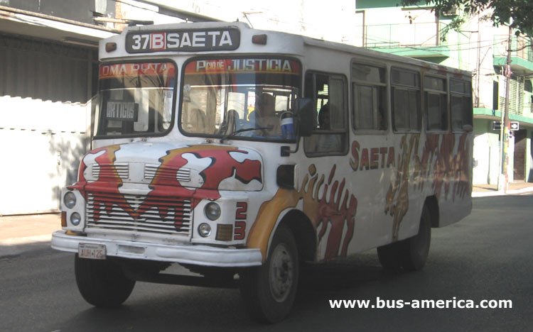 Mercedes-Benz L 1113 - San Jorge - S.A.E.T.A.
AUH125
http://galeria.bus-america.com/displayimage.php?pid=3401
