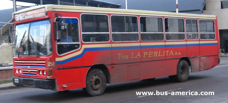 Mercedes Benz OF 1315 - Busscar Urbanuss (en Argentina) - La Perlita
