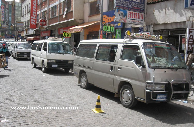 Nissan Caravan - lneas 723 y 624 de El Alto
