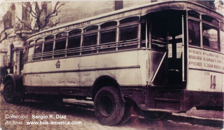 White - Daneri - Columbia Autobús
Fotografía : ¿?
Archivo : ¿Sergio Ruiz Díaz?
