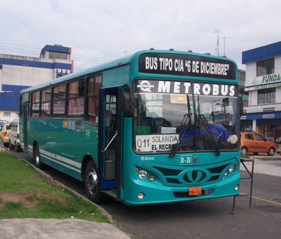 VOLKSWAGEN 17 210  Carroceria Varma
Bus de servicio Integrado del Sistema Trolebus de Quito
Palabras clave: VOLKSWAGEN 17 210  Carroceria Varma