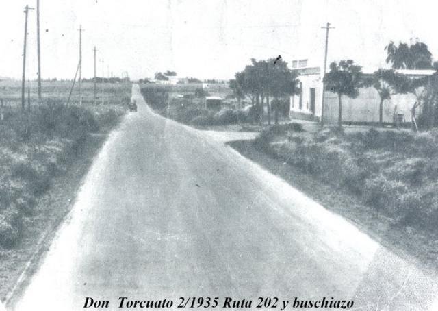 Imagen de la ruta 202 en los primeros años de La Independencia en su recorrido San Fernando - Moreno.

