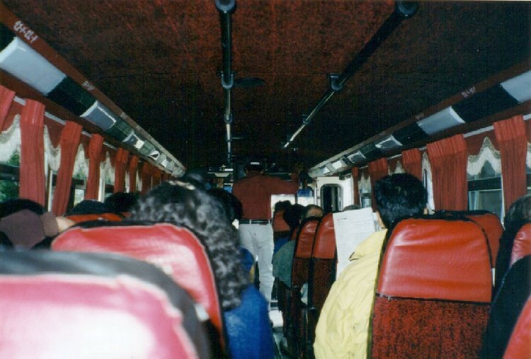 Interior bus Alvarado
HAE462
Esta es la vista de los interiores del bus de la cooperativa Chimborazo de 1990
