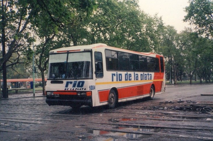Scania K 112 - D.I.C. - Río De La Plata
Línea 129 (Buenos Aires), Interno 1004

Archivo: Pablo Olguín

Palabras clave: Gamba / Río