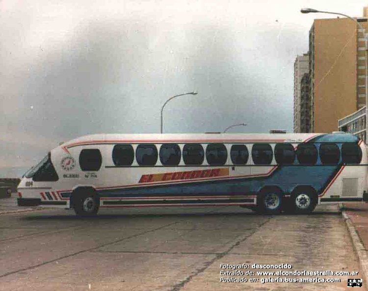 Scania K 112 - Aerobus - El Condor
C.1329473
[url=https://bus-america.com/galeria/displayimage.php?pid=11794]https://bus-america.com/galeria/displayimage.php?pid=11794[/url]
[url=https://bus-america.com/galeria/displayimage.php?pid=31642]https://bus-america.com/galeria/displayimage.php?pid=31642[/url]
[url=https://bus-america.com/galeria/displayimage.php?pid=38901]https://bus-america.com/galeria/displayimage.php?pid=38901[/url]
[url=https://bus-america.com/galeria/displayimage.php?pid=62760]https://bus-america.com/galeria/displayimage.php?pid=62760[/url]
[url=https://bus-america.com/galeria/displayimage.php?pid=62761]https://bus-america.com/galeria/displayimage.php?pid=62761[/url]
[url=https://bus-america.com/galeria/displayimage.php?pid=62762]https://bus-america.com/galeria/displayimage.php?pid=62762[/url]
[url=https://bus-america.com/galeria/displayimage.php?pid=62763]https://bus-america.com/galeria/displayimage.php?pid=62763[/url]

El Condor, interno 1004 "Galáctico"

Fotógrafo: desconocido
¿Fotografía: El Cóndor E.T.S.A.?
Extraído de: www.elcondorlaestrella.com.ar
