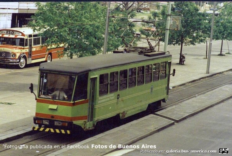 La Brugeoise - Talleres Scipione - S.B.A.S.E.
(Datos de abajo hacia arriba)

Fotografía: Autor desconocido
Publicada en el Facebook "Fotos de Buenos Aires"
