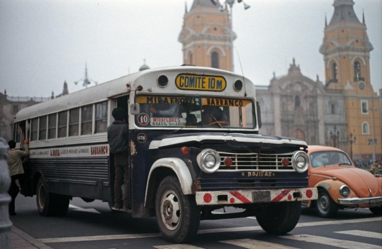 Dodge - Thomas (en Perú) - Comité 10
¿QG6965?
Foto tomada de https://picasaweb.google.com, subida por el usuario Don.
Palabras clave: Perú Lima