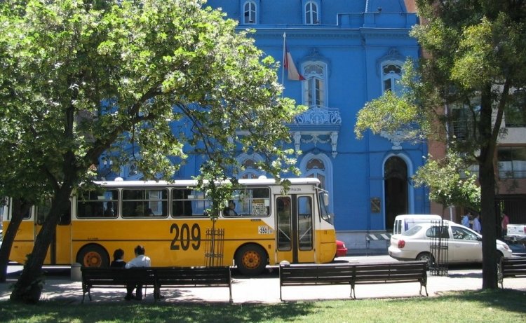 ?? - Ciferal GLS Bus (En Chile)
Foto de T. Schmidt, tomada de https://picasaweb.google.com/
Palabras clave: chile