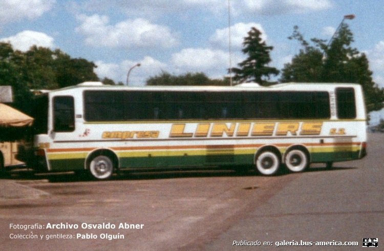 Mercedes-Benz OH 1526 - D.I.C. - Empresa Liniers
Interno 33

Fotografía: Archivo Osvaldo Abner
Colección y gentileza: Pablo Olguín
